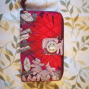 Vera bradley turn lock wallet